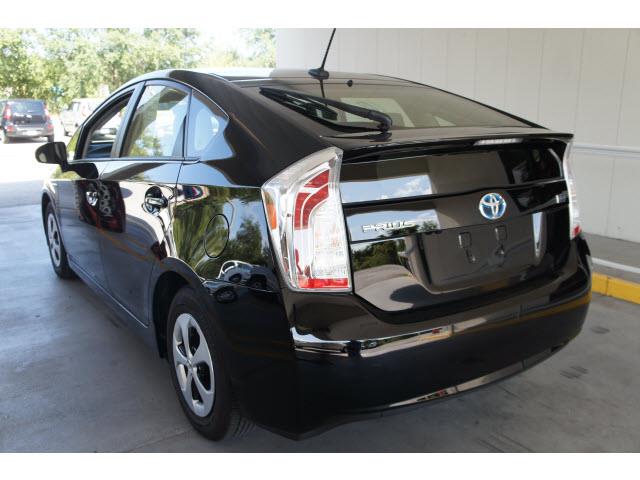 Toyota Prius 2012 photo 1