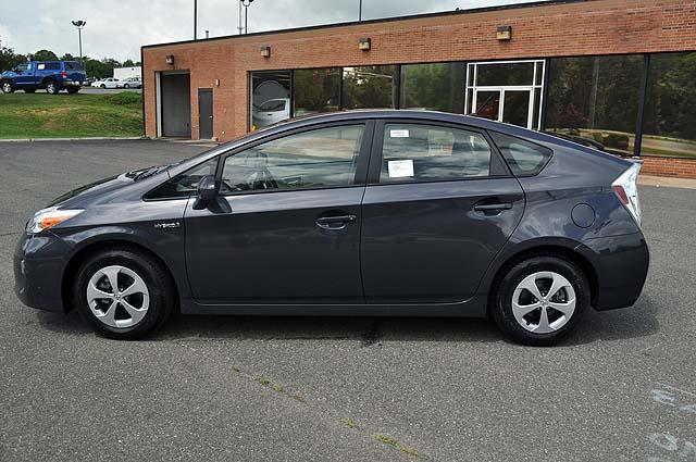 Toyota Prius 2013 photo 4