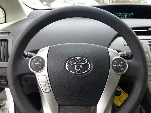 Toyota Prius 2013 photo 12