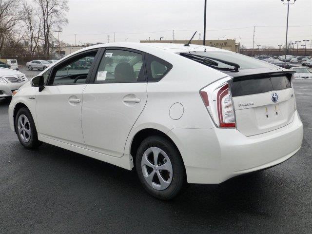 Toyota Prius 2013 photo 6