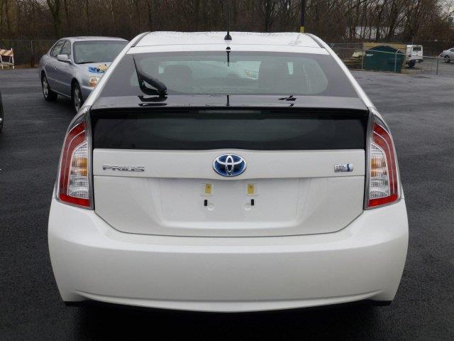 Toyota Prius 2013 photo 8