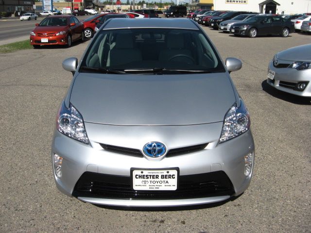 Toyota Prius 2013 photo 6