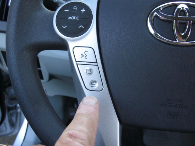 Toyota Prius 2014 photo 3