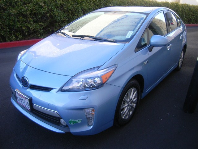 Toyota Prius Plug-in Sedan Manual I Touring Unspecified