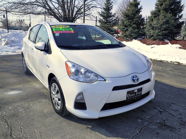 Toyota Prius c 2012 photo 5