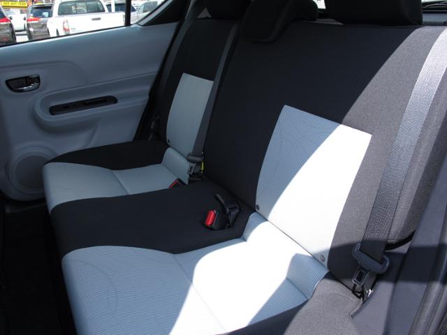 Toyota Prius c 2012 photo 1