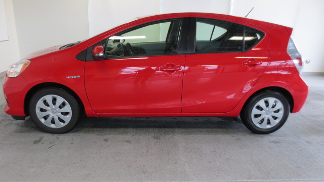 Toyota Prius c 2012 photo 1