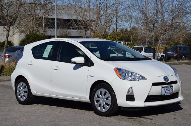 Toyota Prius c Sltunder Deposit Unspecified