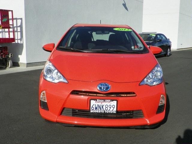 Toyota Prius c 2012 photo 5