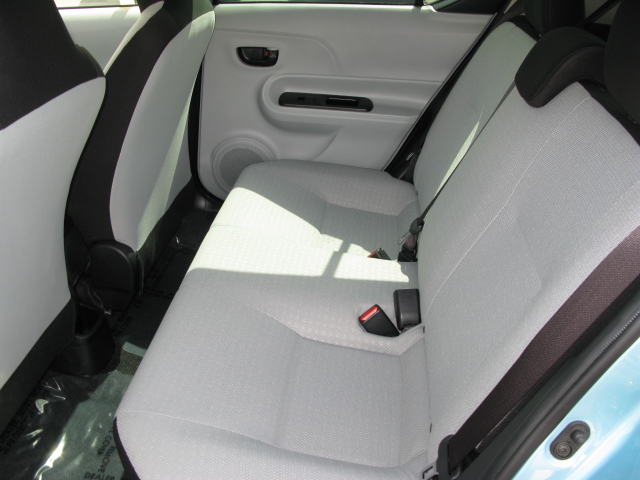 Toyota Prius c 2012 photo 4