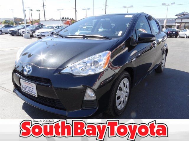 Toyota Prius c 2012 photo 4