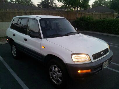 Toyota RAV4 1996 photo 12