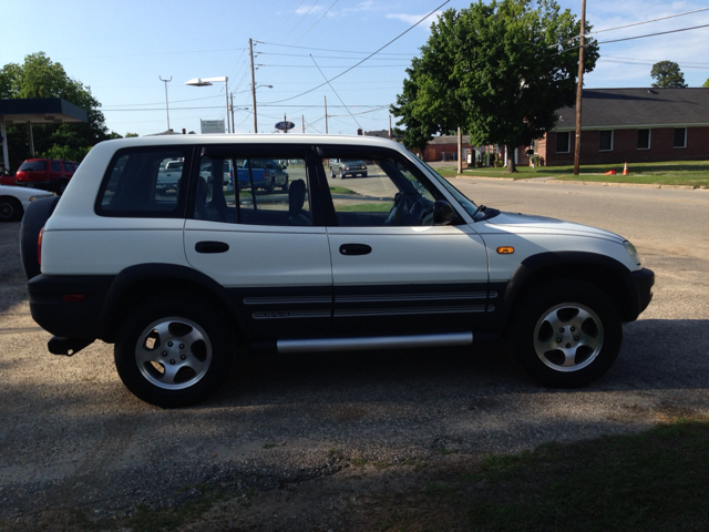 Toyota RAV4 1996 photo 2