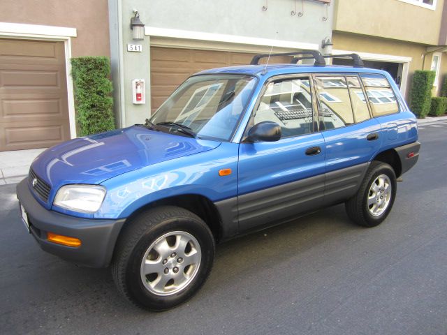 Toyota RAV4 1997 photo 8