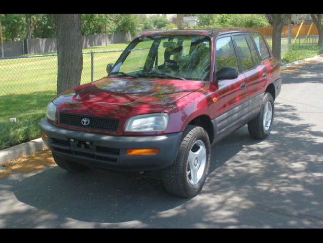 Toyota RAV4 1997 photo 4