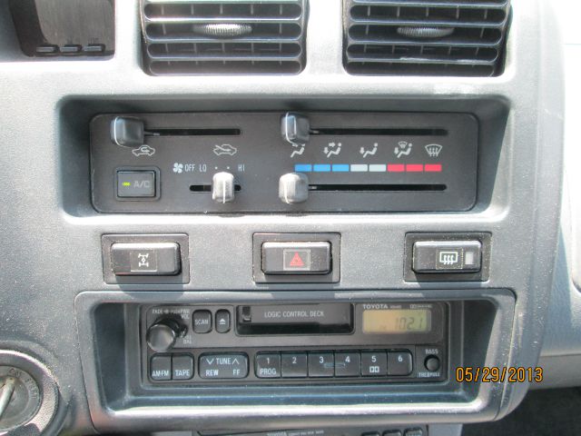 Toyota RAV4 1997 photo 22