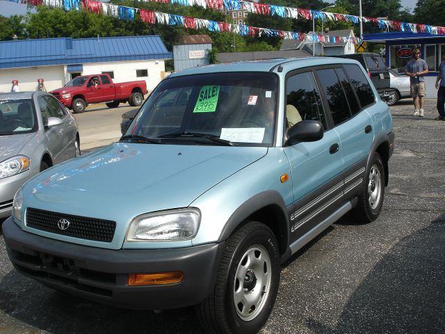 Toyota RAV4 1997 photo 1