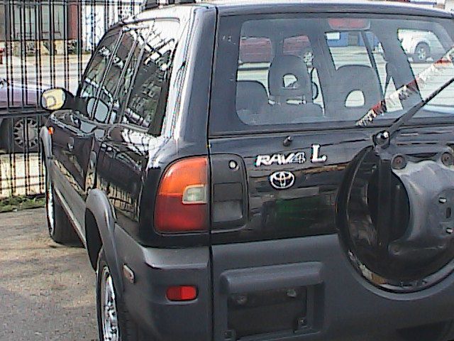 Toyota RAV4 1997 photo 4