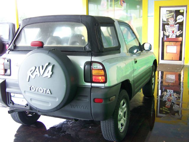 Toyota RAV4 1998 photo 14