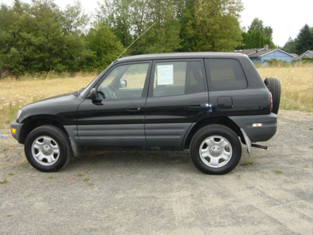 Toyota RAV4 1998 photo 1