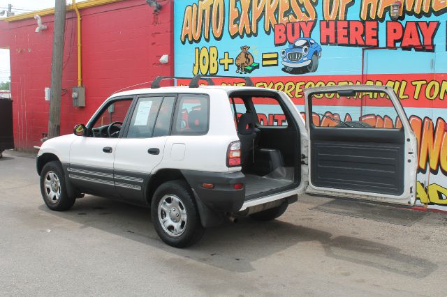 Toyota RAV4 1999 photo 4