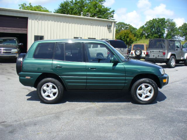 Toyota RAV4 1999 photo 3