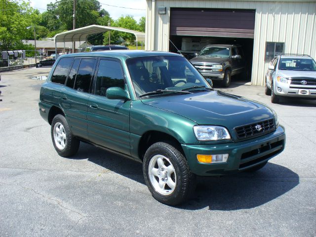 Toyota RAV4 1999 photo 4