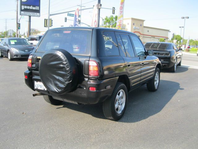 Toyota RAV4 1999 photo 1