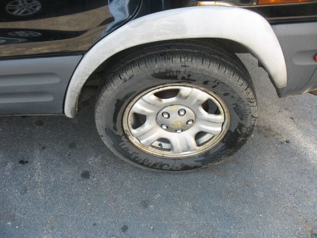 Toyota RAV4 1999 photo 2