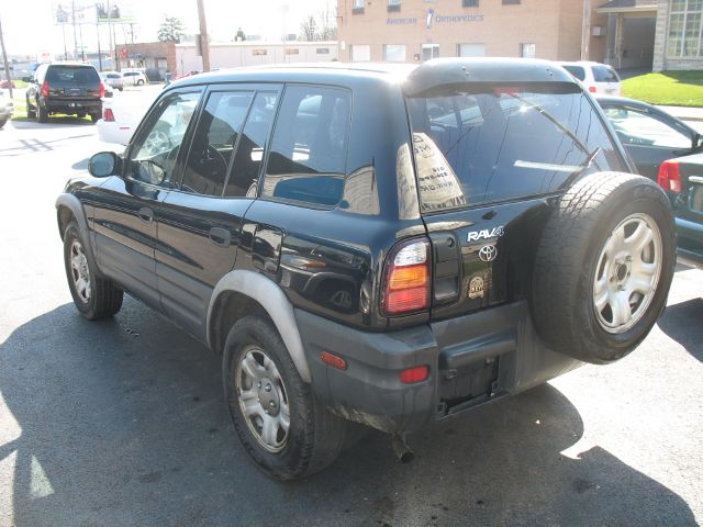 Toyota RAV4 1999 photo 4