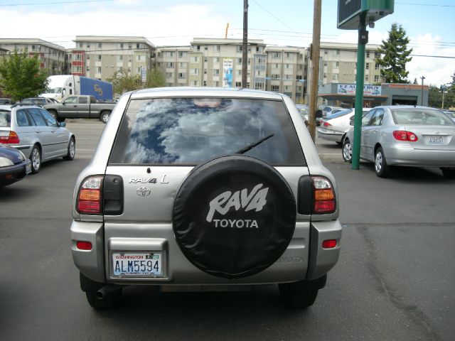 Toyota RAV4 2000 photo 3
