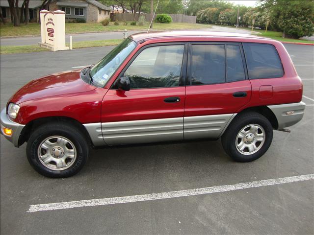 Toyota RAV4 2000 photo 2