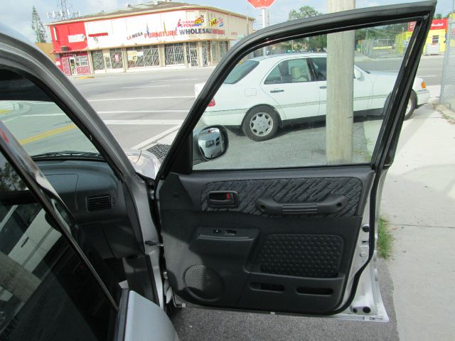 Toyota RAV4 2000 photo 14