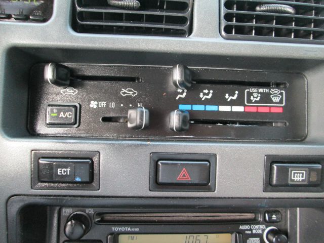 Toyota RAV4 2000 photo 29