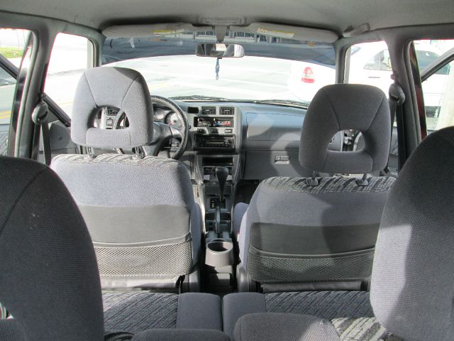 Toyota RAV4 2000 photo 34