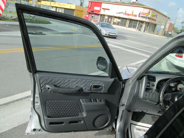 Toyota RAV4 2000 photo 38