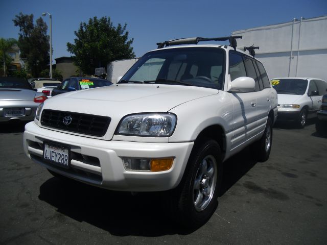 Toyota RAV4 2000 photo 3