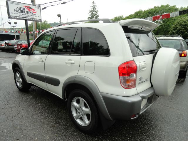 Toyota RAV4 2001 photo 10