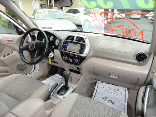 Toyota RAV4 2001 photo 4