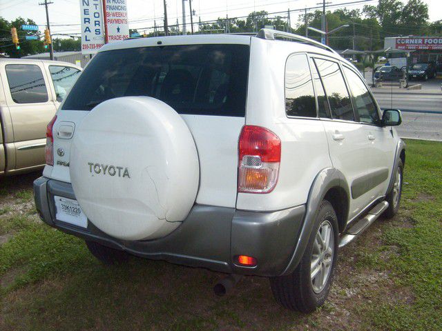 Toyota RAV4 4wd SUV