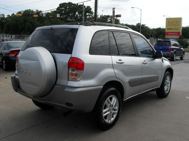 Toyota RAV4 2001 photo 3