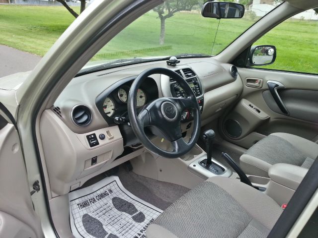 Toyota RAV4 2001 photo 16