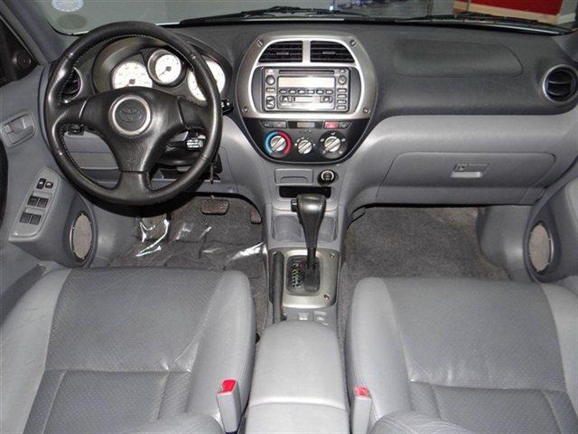 Toyota RAV4 2001 photo 6