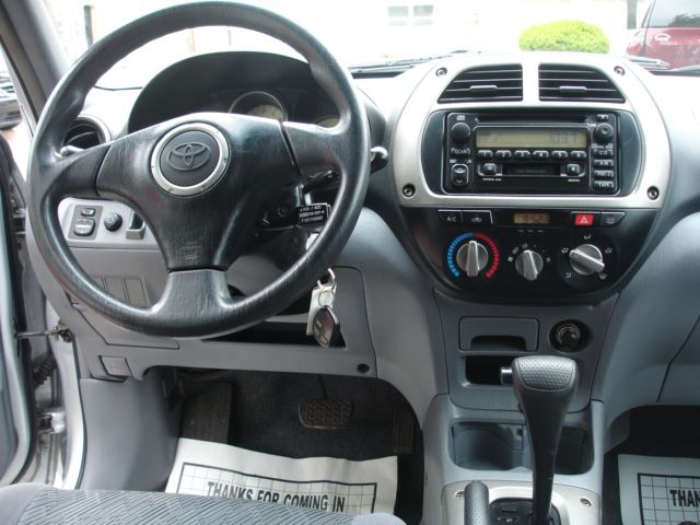 Toyota RAV4 2001 photo 1