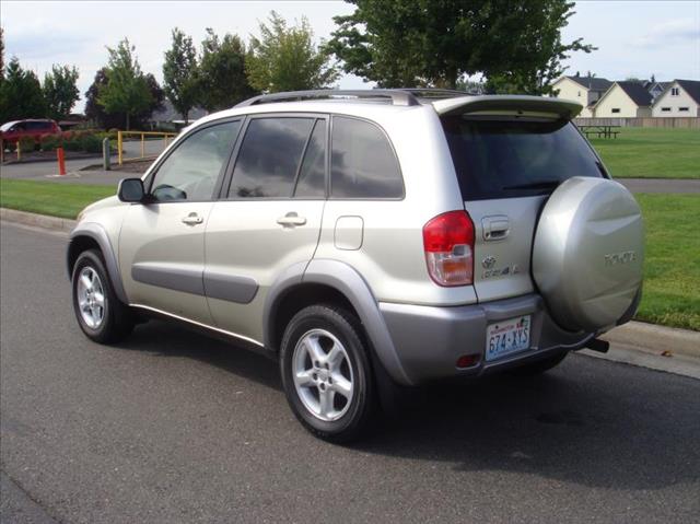 Toyota RAV4 2001 photo 4