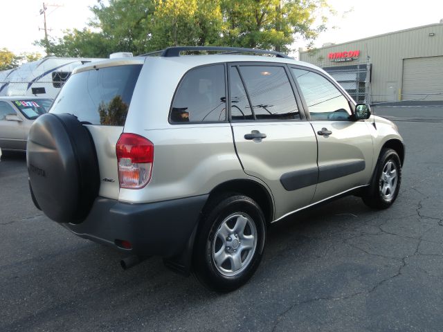 Toyota RAV4 2001 photo 1