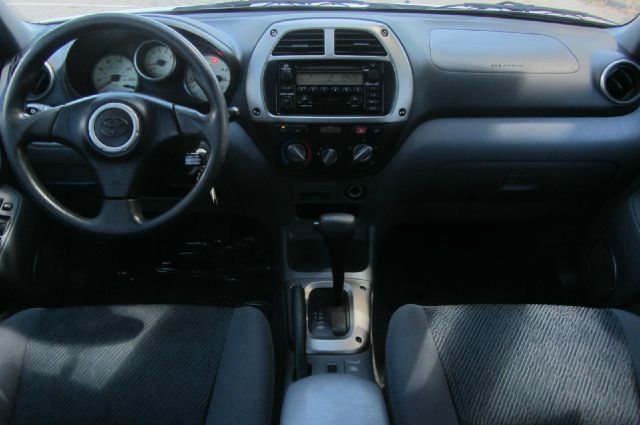 Toyota RAV4 2001 photo 4