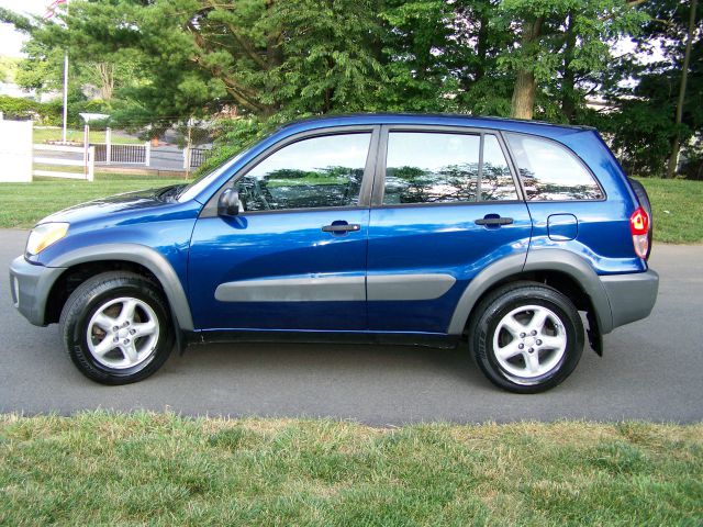 Toyota RAV4 2001 photo 2