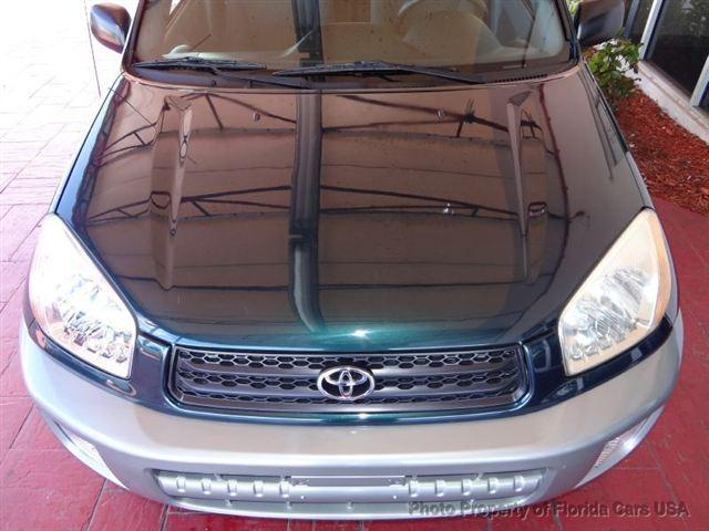 Toyota RAV4 2002 photo 2