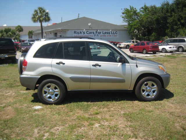 Toyota RAV4 2002 photo 1